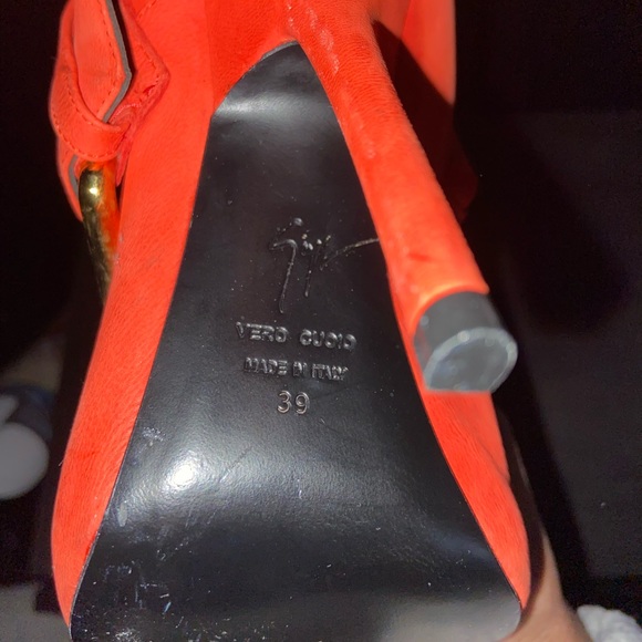 Giuseppe Zanotti leather/ suede peep-toe booties - Picture 2 of 8
